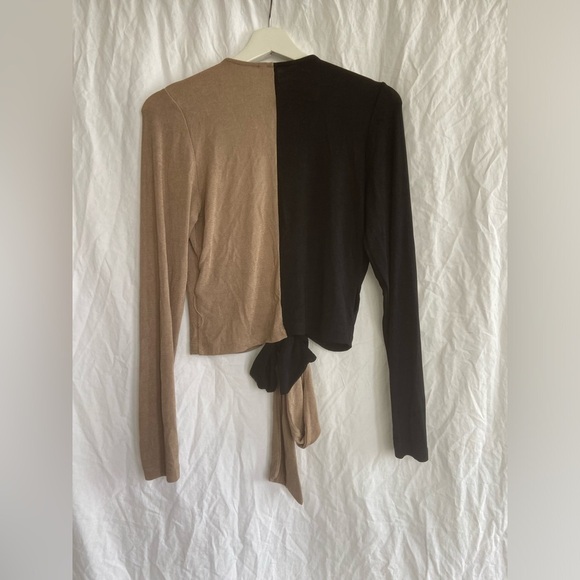 & Other Stories Colorblock two-tone Wrap Knit Top Size Small - Picture 10 of 13